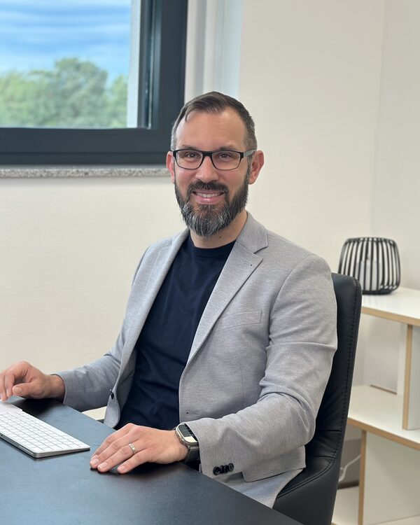 Simon Tiffert